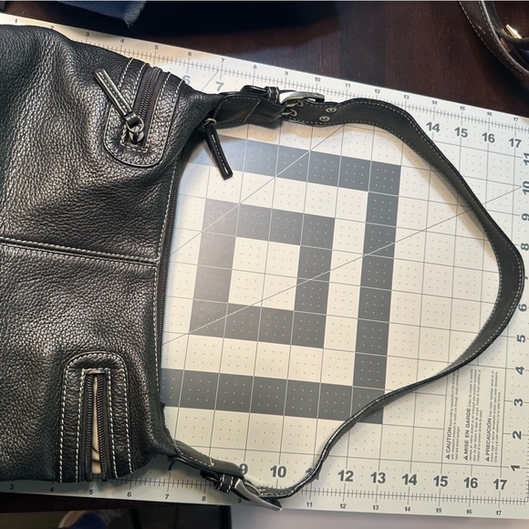 Tignanello Shoulder Bag Black Genuine Leather Pebble Purse Y2K Moto Classic - Picture 14 of 14